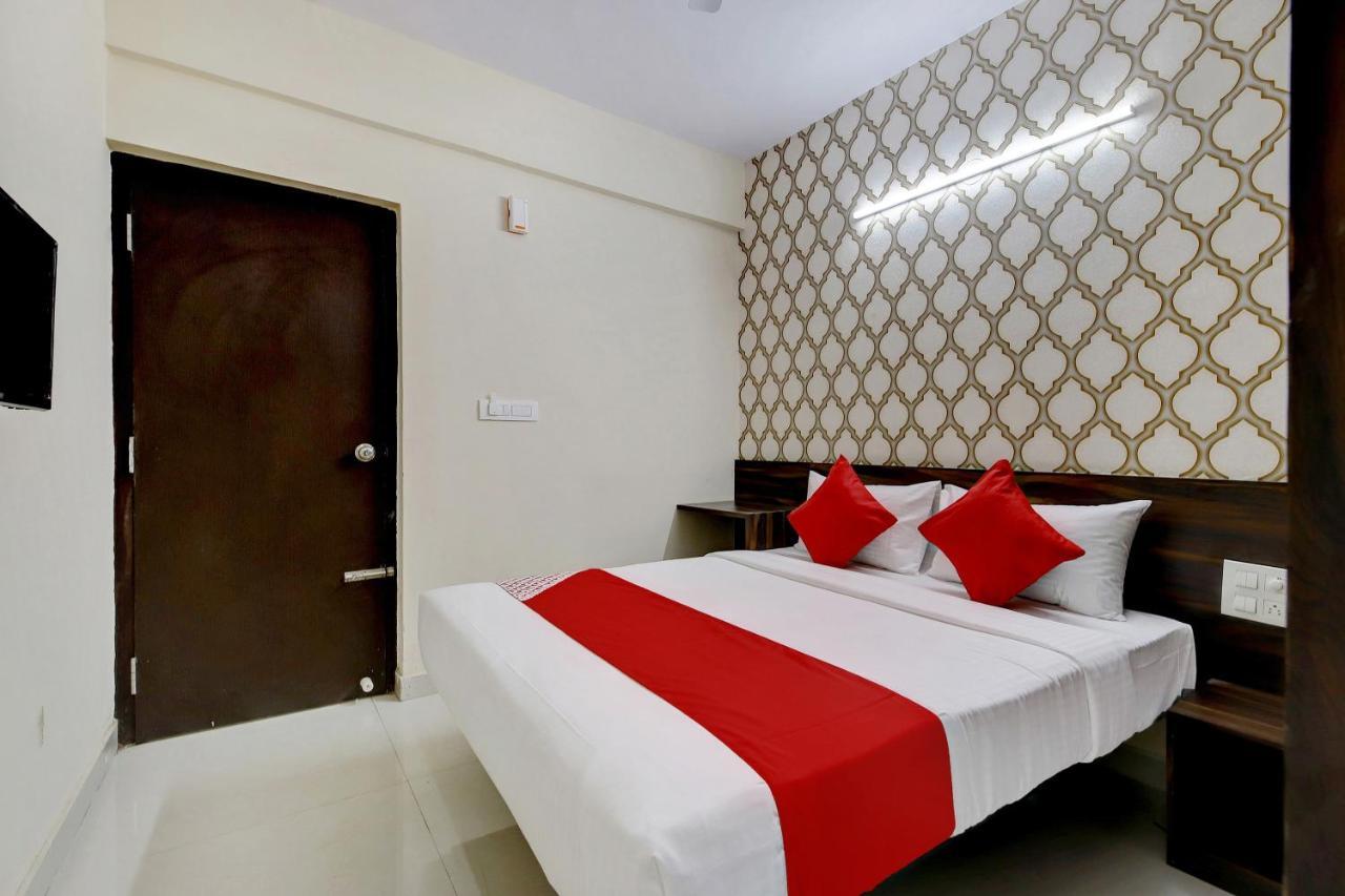 Oyo Flagship Varcity Pearl Near Nexus Mall Koramangala Bangalore Exterior foto